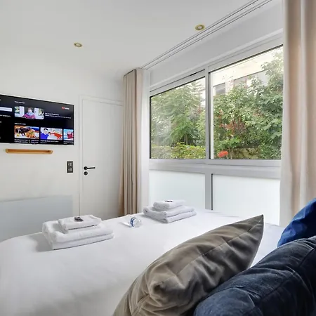 Incroyable - 3br-8p - Pl De La Nation Apartament *